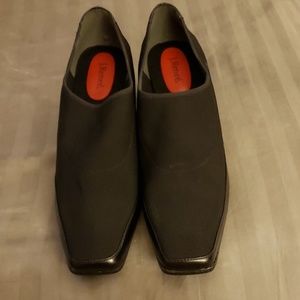 13M J Renee Boot Type Shoe w Stretchy Top